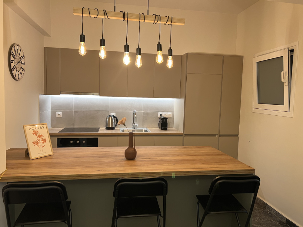 Central escape- Bright New apt preview