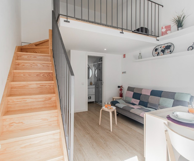 Charming Mezzanine house in Central Porto
