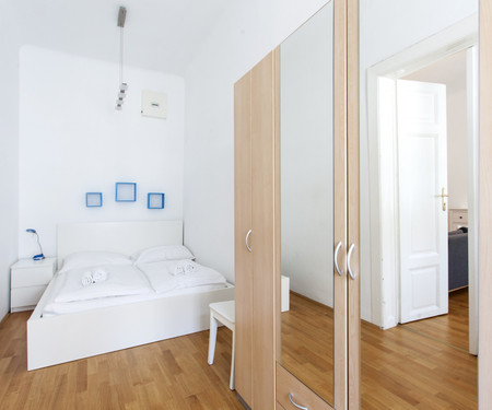 Design Two-Bedroom Apt. - GAL Apartments Vienna***