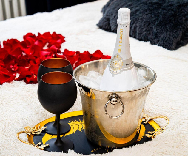 Black Diamond Suite | Spacious 3BR Central Prague