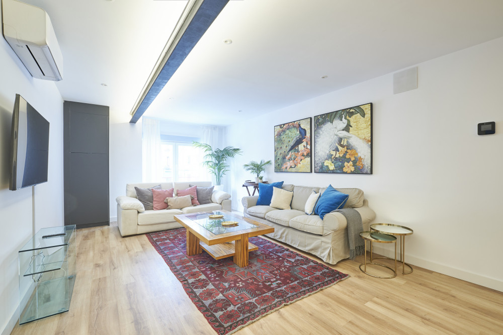 Cascorro square, spacious comfortable apartment preview