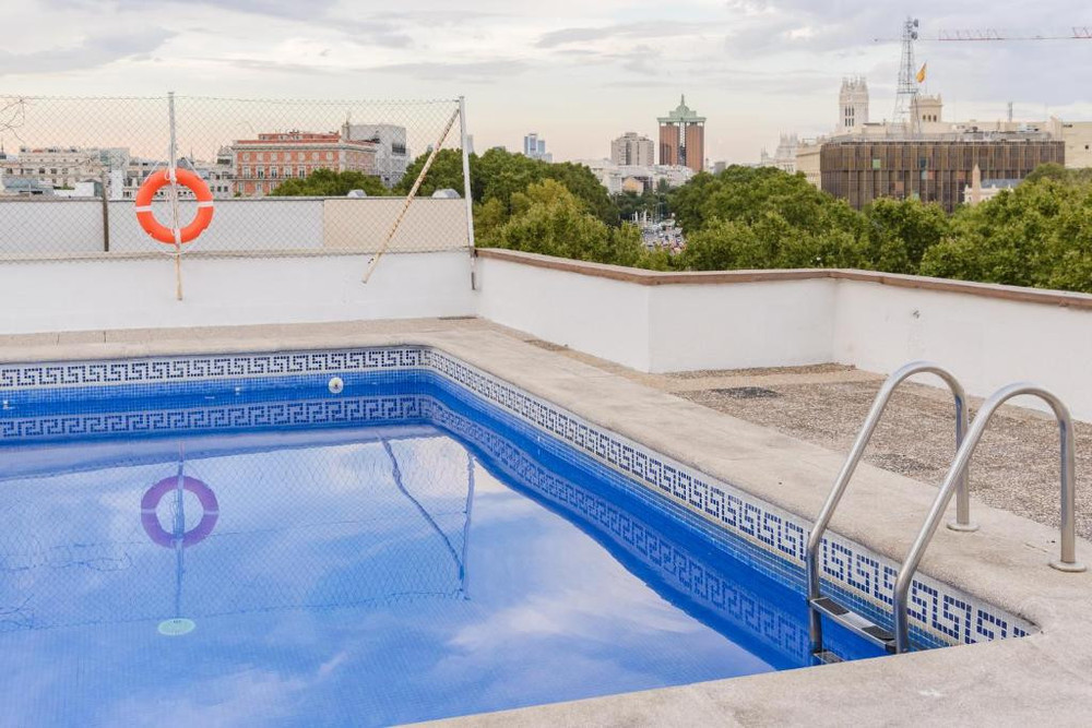 Paseo del Prado II - 1-bedroom apartment with terr preview