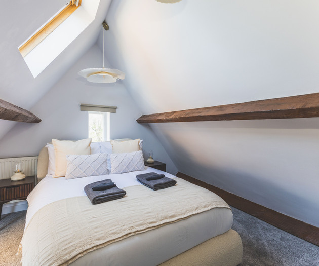 New Spacious 3 bed flat Duplex, Whitechapel