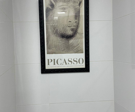 A 20 Pasos del Museo Picasso