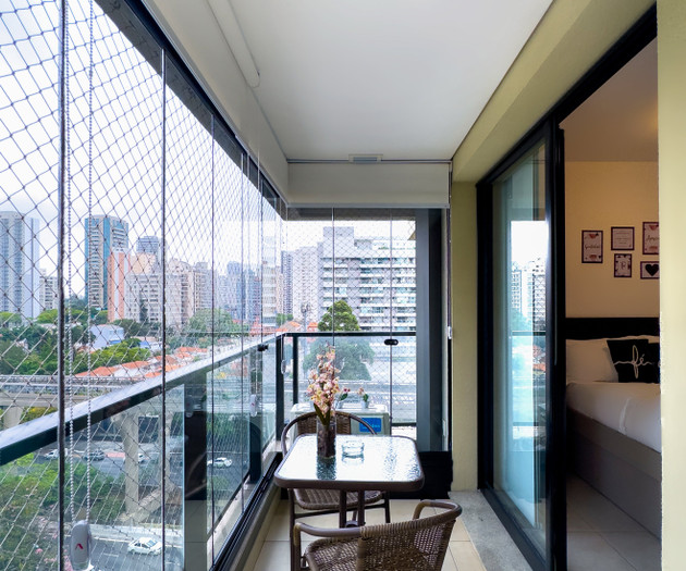 Teljesen felszerelt stúdió 30 méterre a metróállom