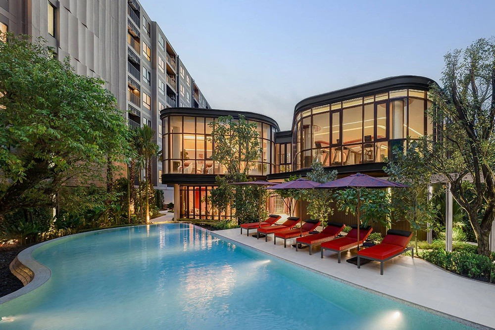 Skyline View 1BR on 7th Floor near Bang Tao preview