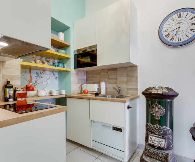Quaint Maid's Boudoir Apartment
