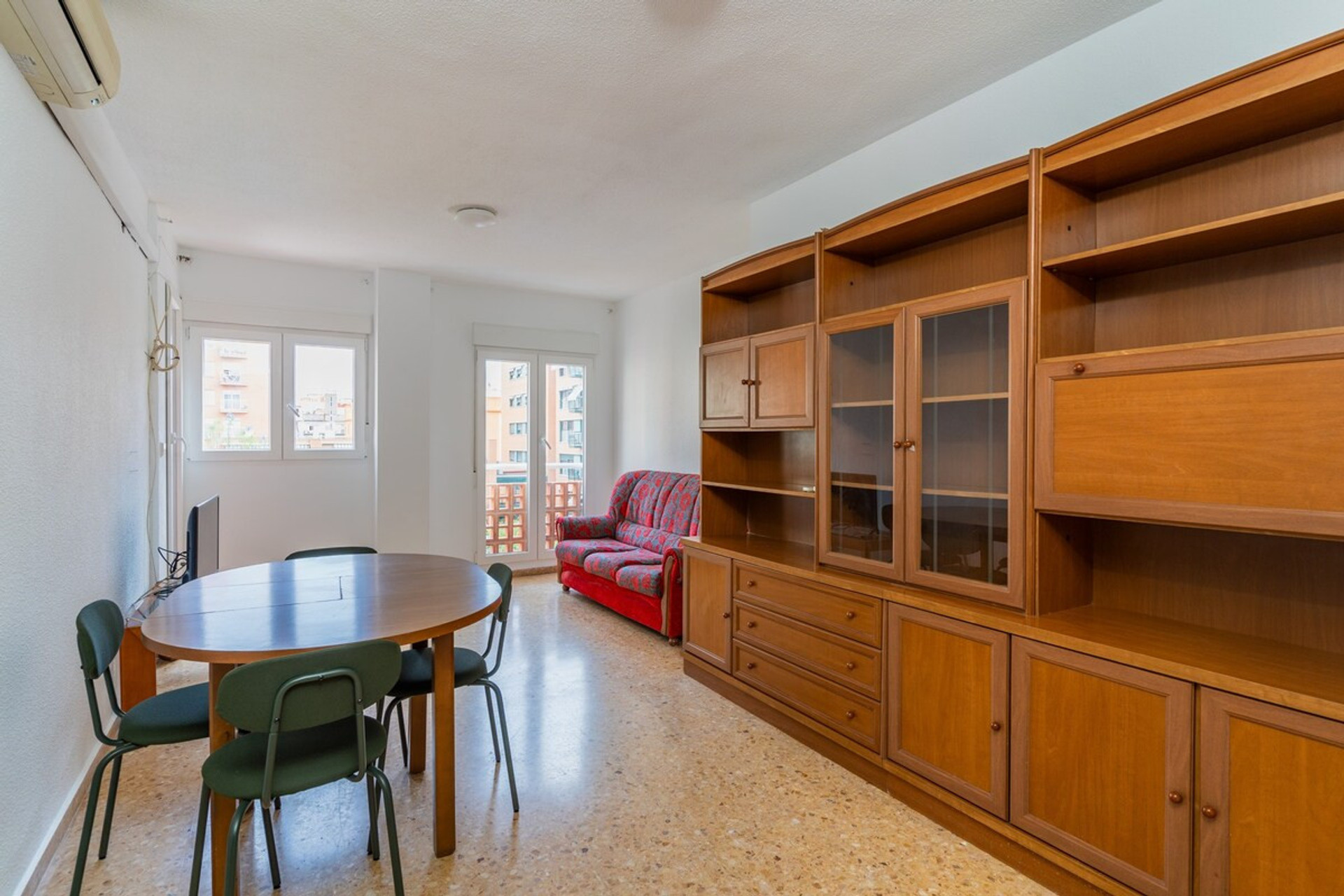 Living room image 1