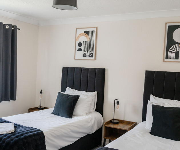 The Ipswich Snug Spacious 3BR Retreat FREE Parking