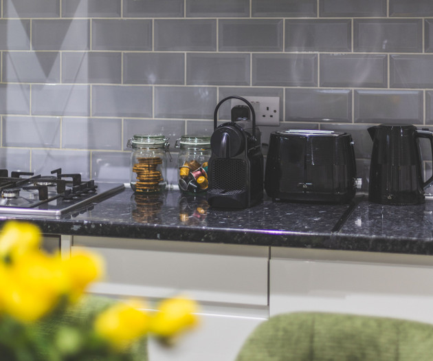 Gorgeous 3 Bed Flat, Kilburn - Central Location