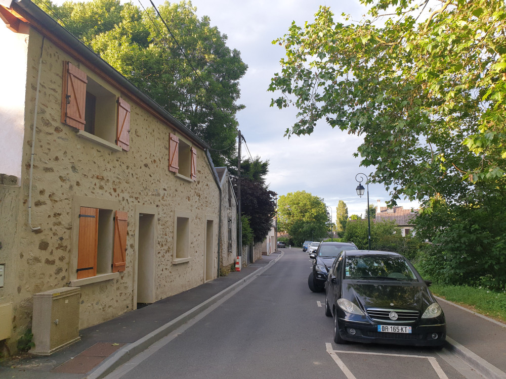 Calm house Close to Versailles and Paris preview