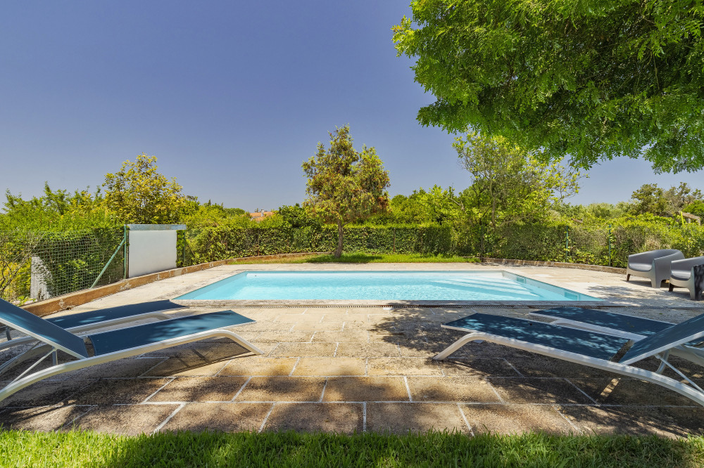 Holiday Pool House preview