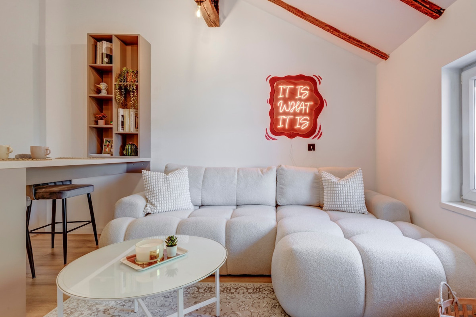 Just chill here and enjoy the lovley vibe of this fully renovated suite.