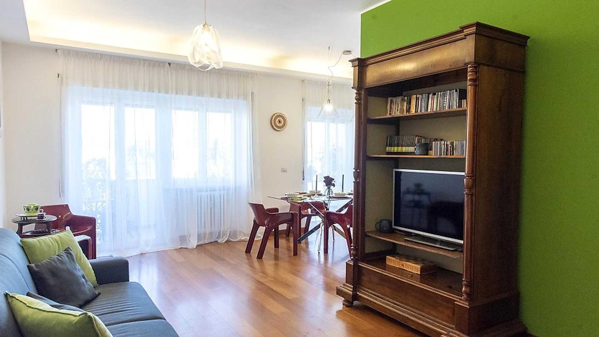 Living room with TV bookcase