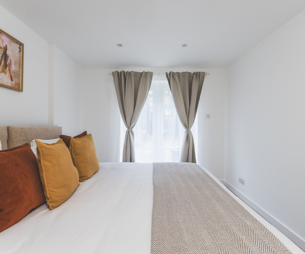 Gorgeous 3 Bed Flat, Kilburn - Central Location