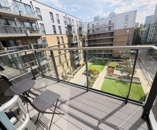 Spacious 2 Bed/2 Bath Canary Wharf | Gym & Parking