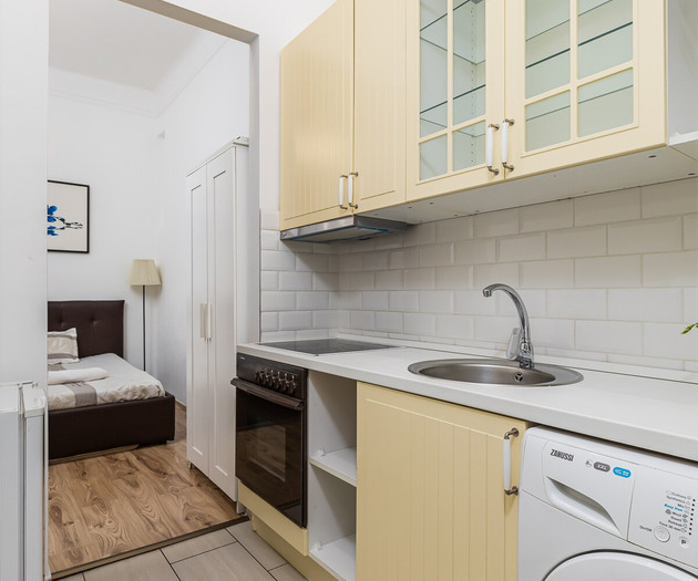 Extensive For Downtown Lovers!