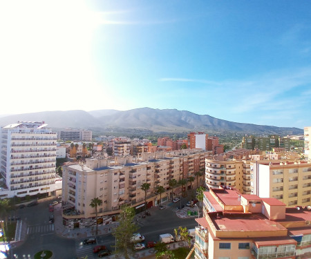 Bright 2 bedroom flat in the centre of Torremolino