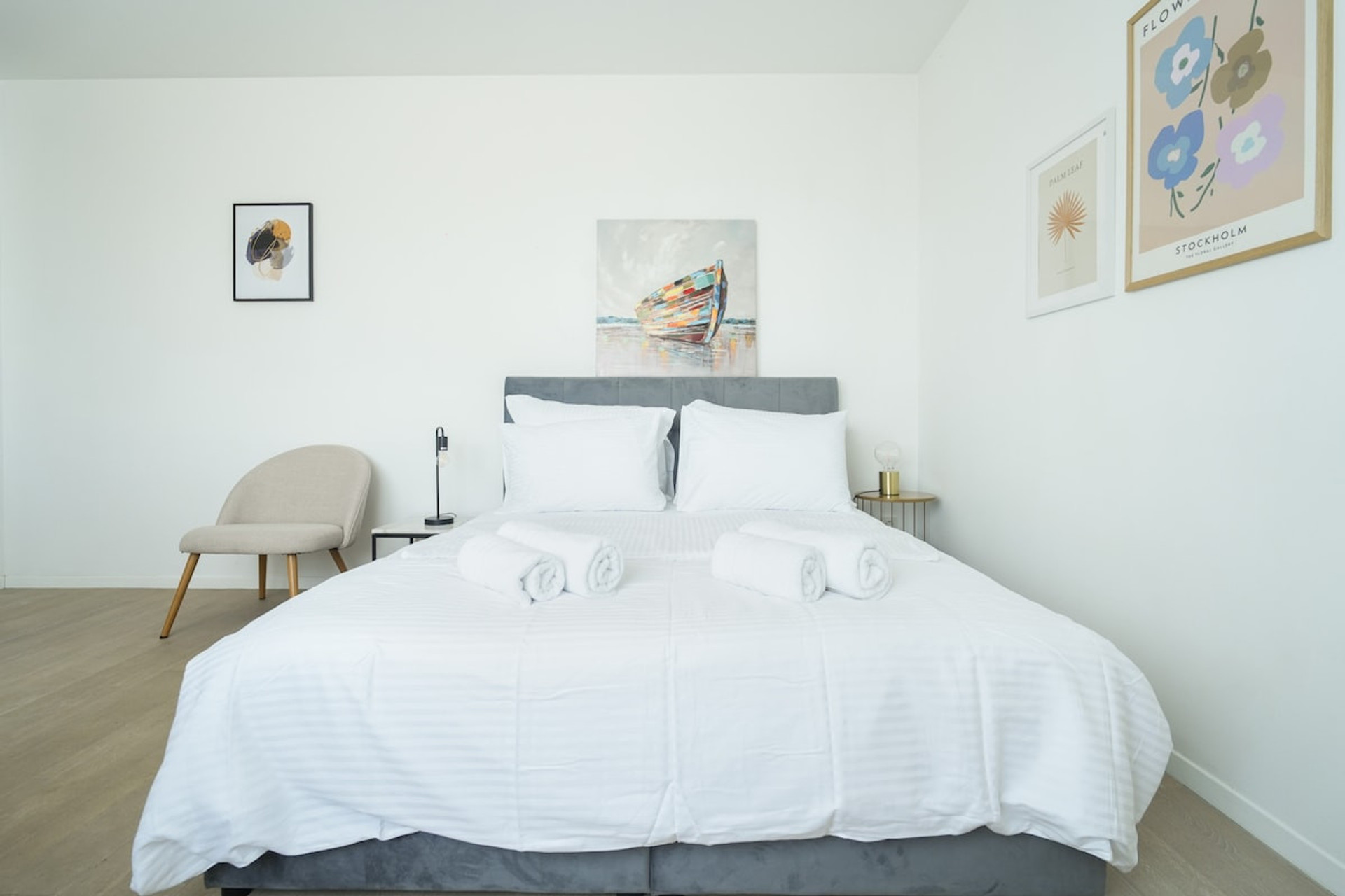 Bedroom image 5