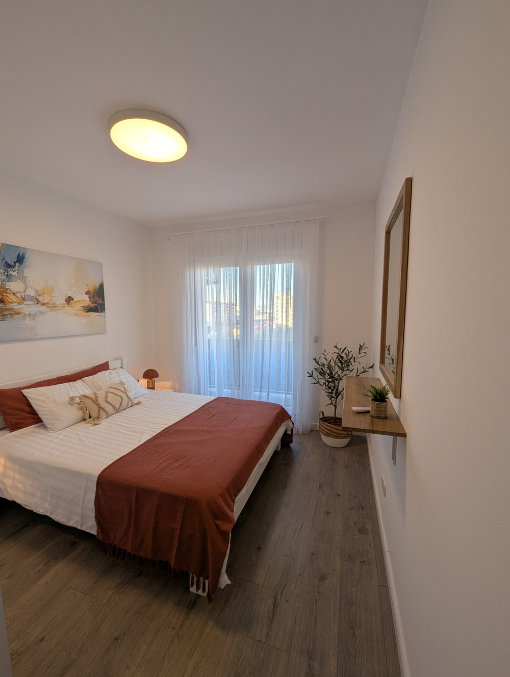 Studio Soft Hue – Modern & Peaceful Retreat preview