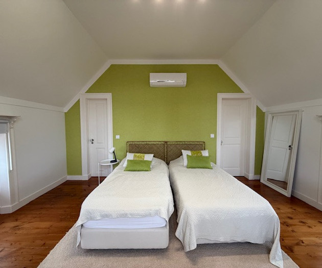 Charming house, nestled within a private vineyard