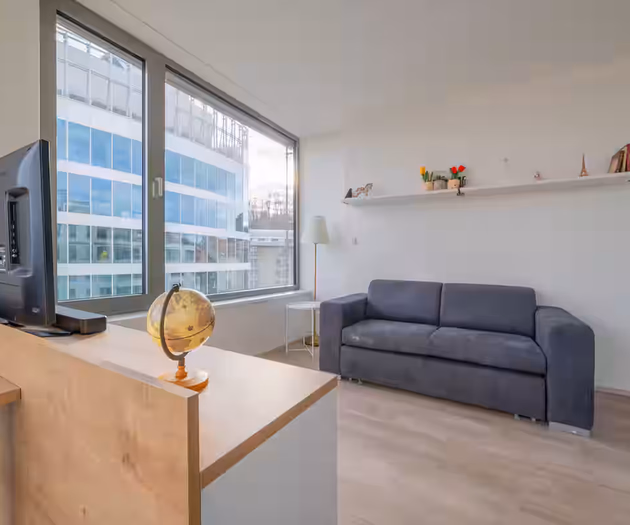 MyMozart City Center Residence: Sapphire Sky Suite