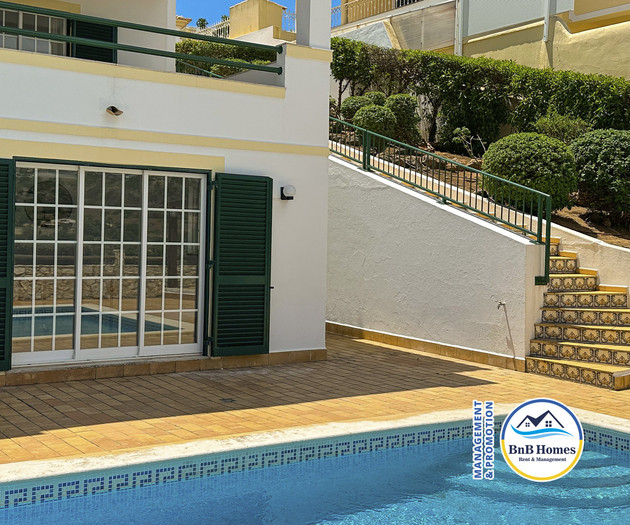 Villa Verde - 4 bedrooms, Marina view, pool & BBQ