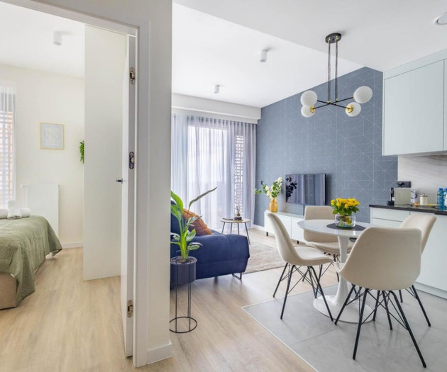 Modern 1-Bedroom Apartment in the Heart of Warsaw