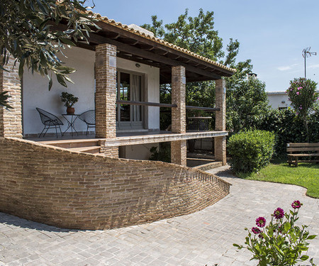 Garden poolside Villa in Lagonissi