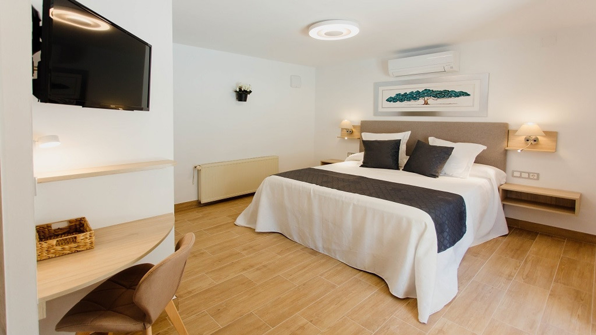 Bedroom image 2