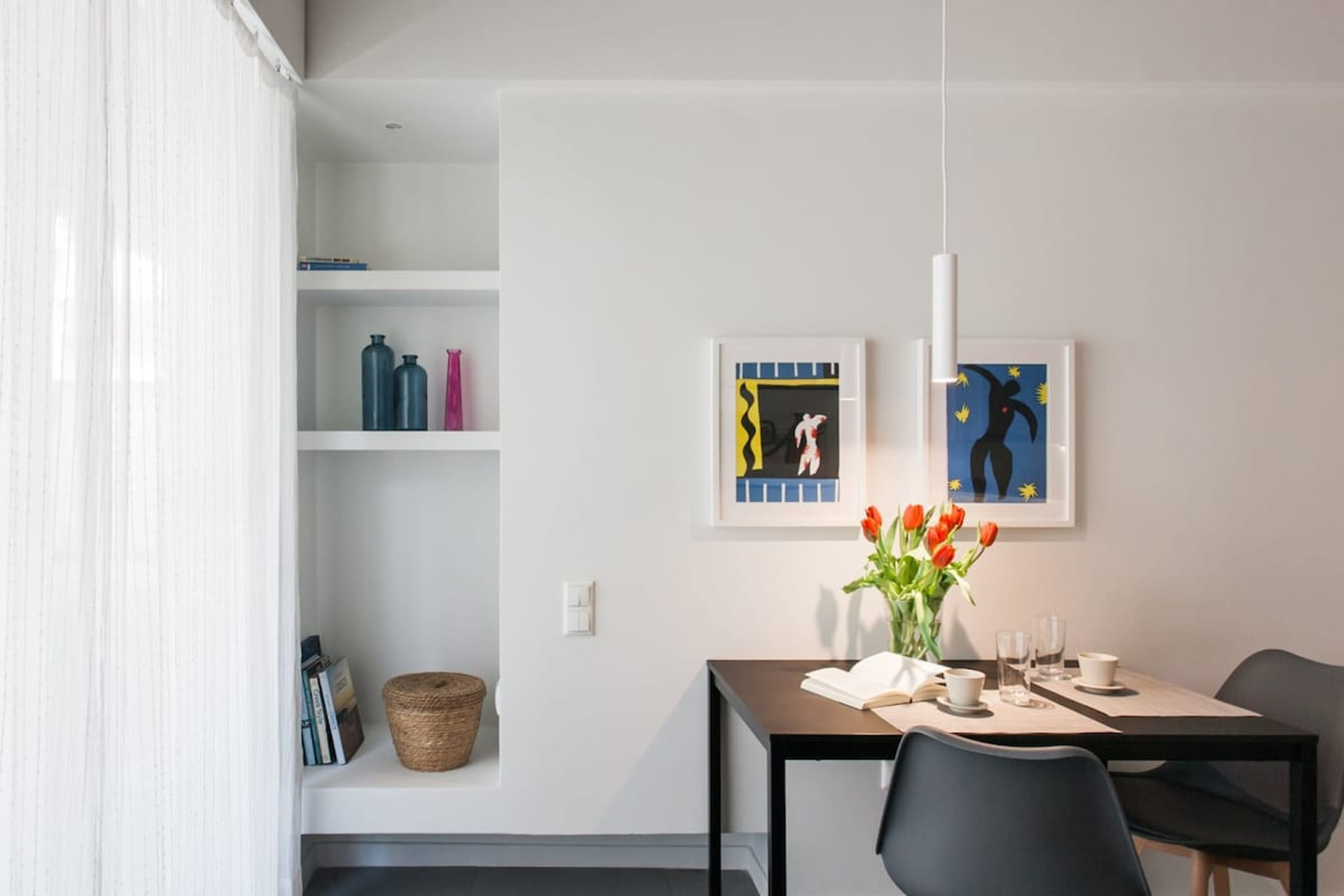 Breakfast table