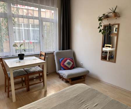 Comfy&Peaceful Double Room in Shared Apa