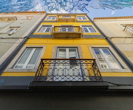 Renovated apartment in Setúbal