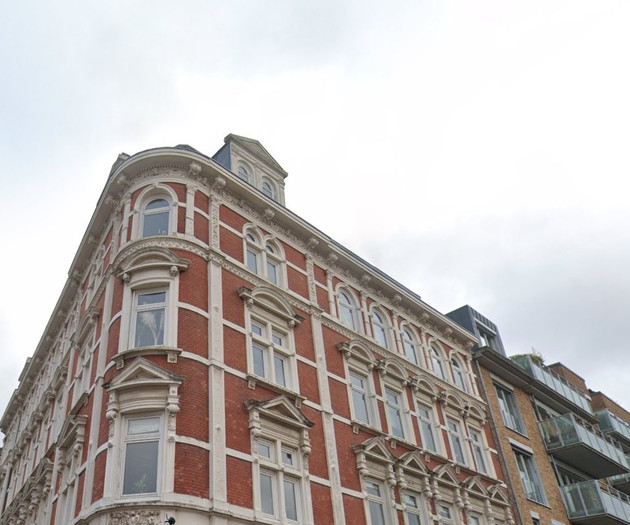 Penthouse with Premium Furnishing in Hamburg