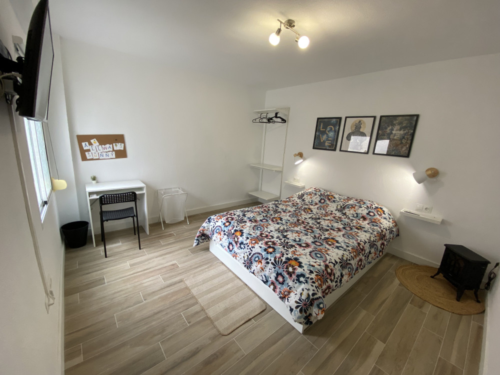 16 m2 Room in Alicante massive terrace flat!! preview
