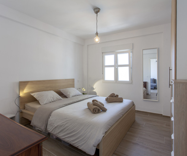 Apartment three bedroom and balcony at the beach