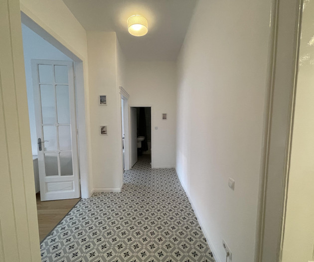 CITY CENTER 1, cozy and bright 2br in city center!