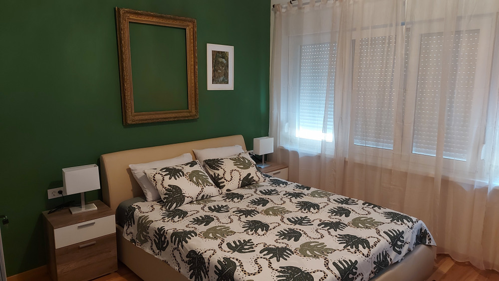 Sunny cozy apartment in Split