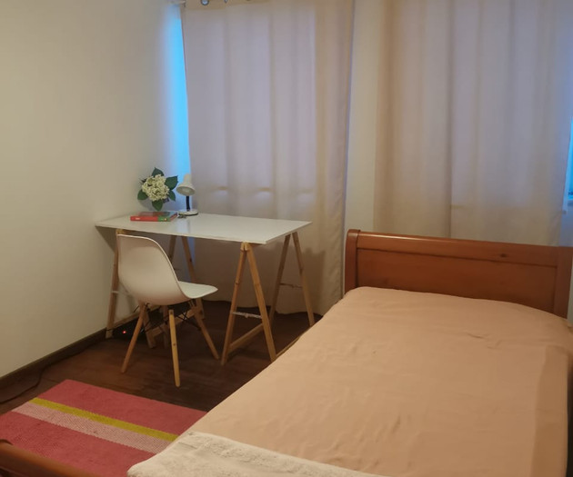 Vibrant single bedroom next to Montijo BusStation