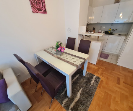 Apartman Jarnovićeva