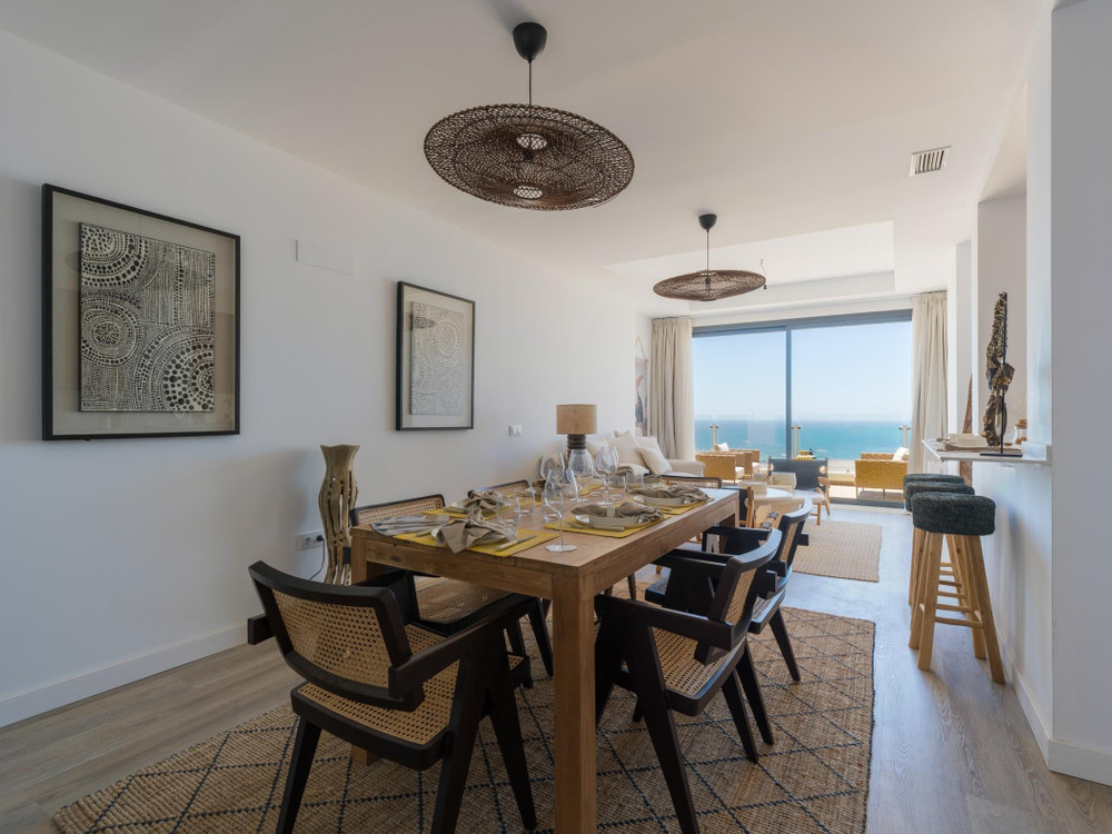 Elysian Stays F2ºB · 3-bed · sea view & terrace preview
