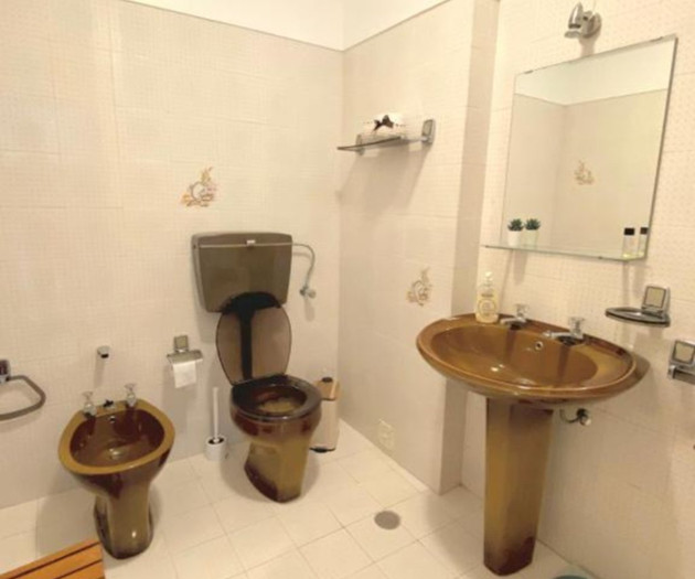 Apartment with Balcony, 5 min from the Beach