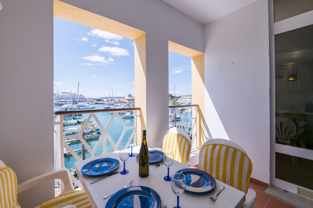 Marina 2BD Duplex by LovelyStay preview