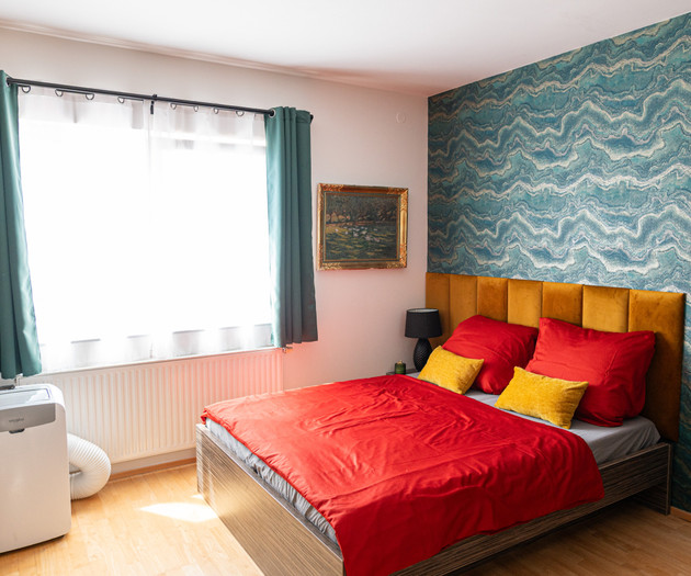 Bright Designer 1-BR Ap. with Spacious Balcony