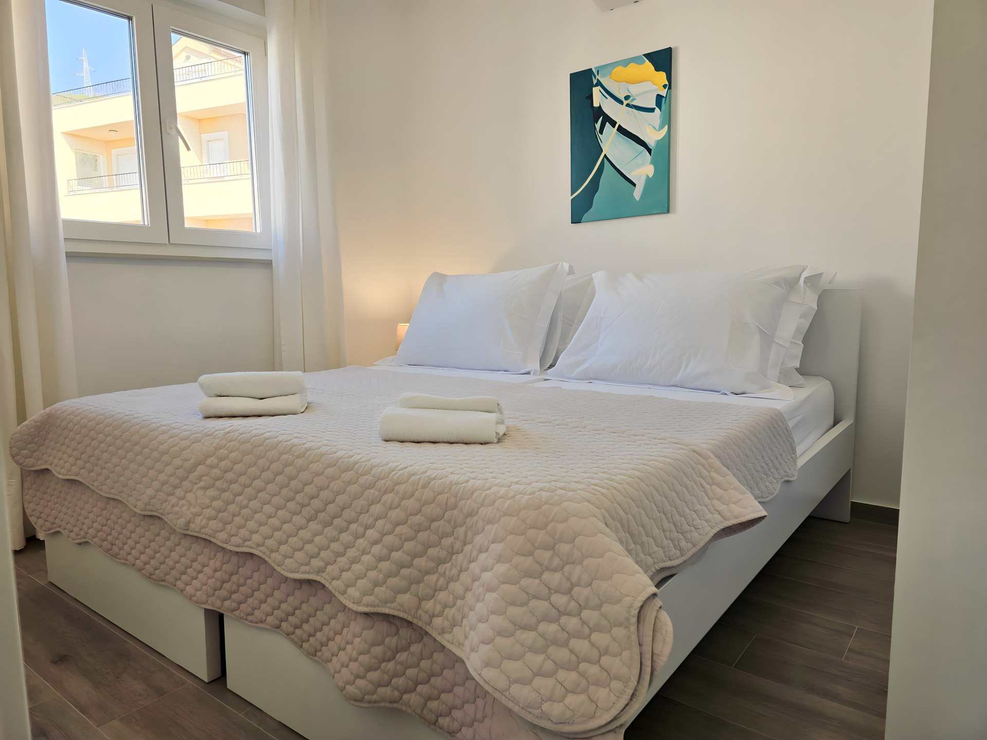 Bedroom with double bed