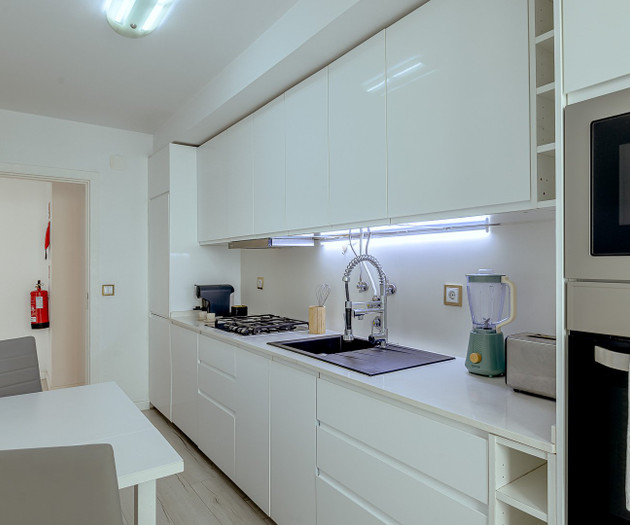 Spacious 3 bedroom apartment in Lisbon