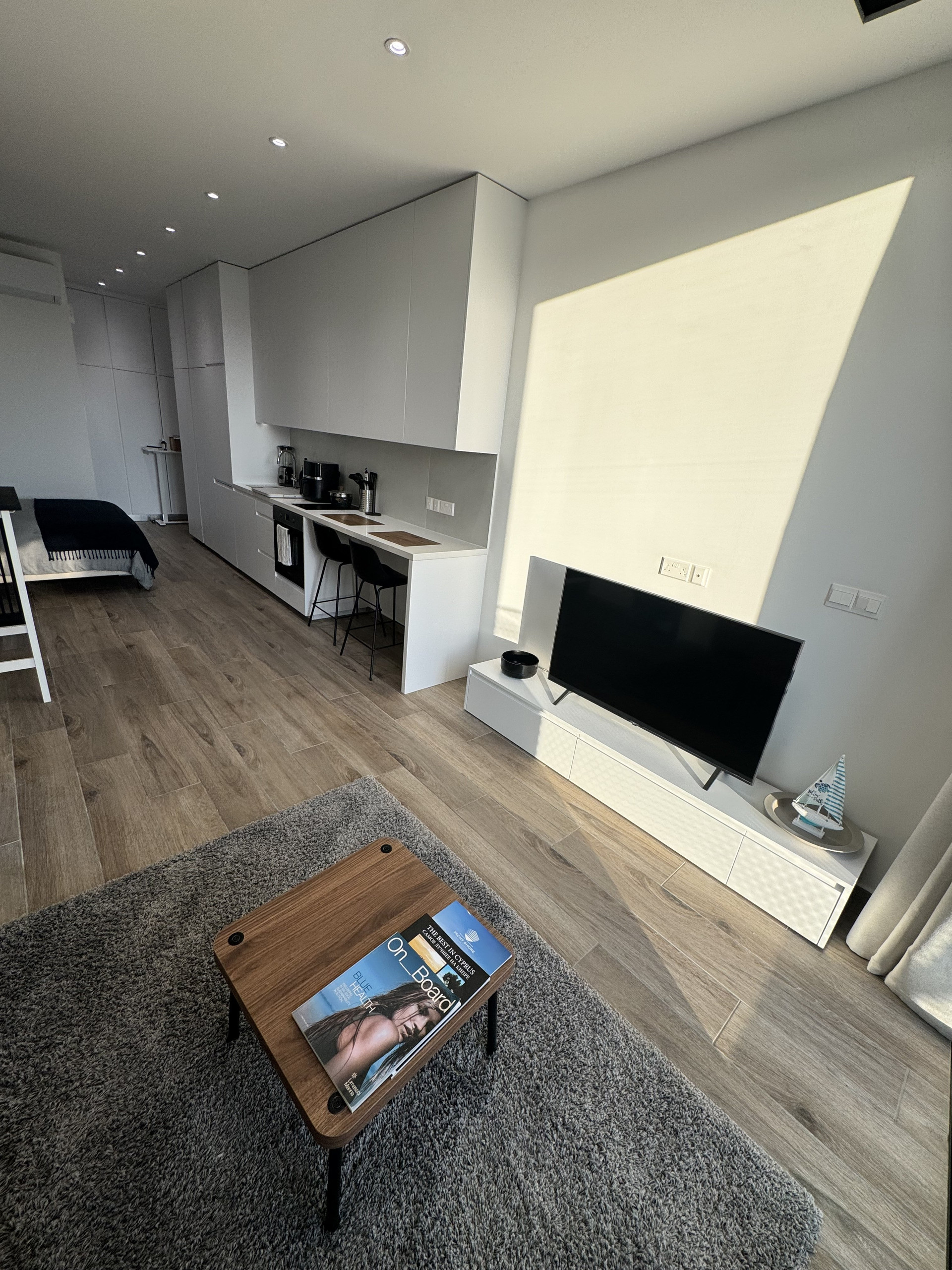 Living area with TV console