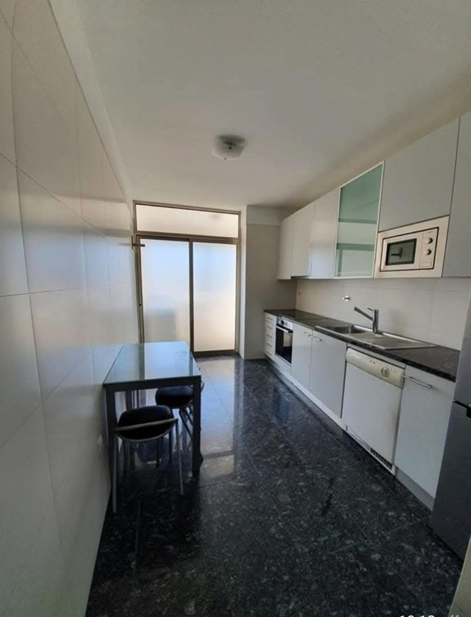 Kitchen with dining table