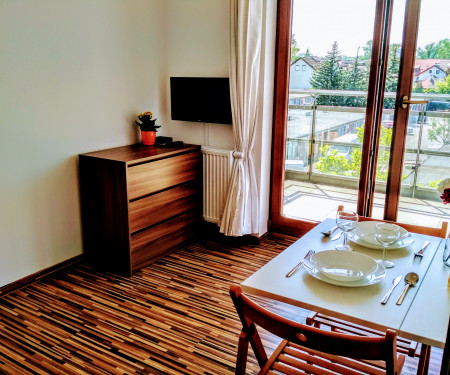 VITALIA APARTMENTS BOBROWIECKA - ROOMS FOR RENT