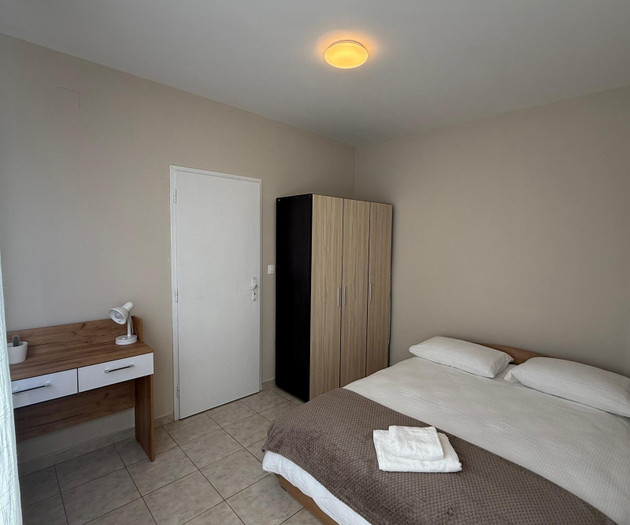 Bright 1BR Apartment with 600 Mbps Fiber & A/C | 2
